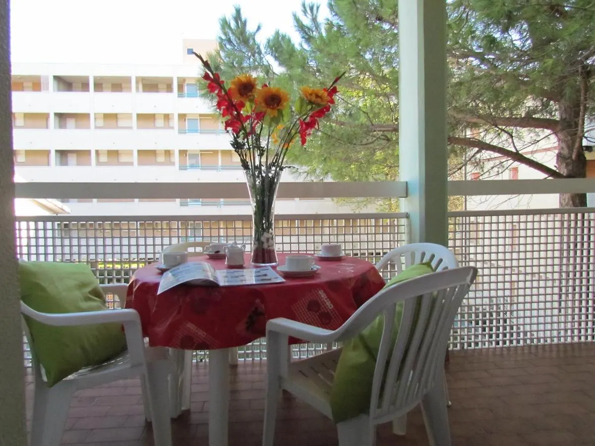 Apartment Holiday In Bibione By The Beach - Beahost